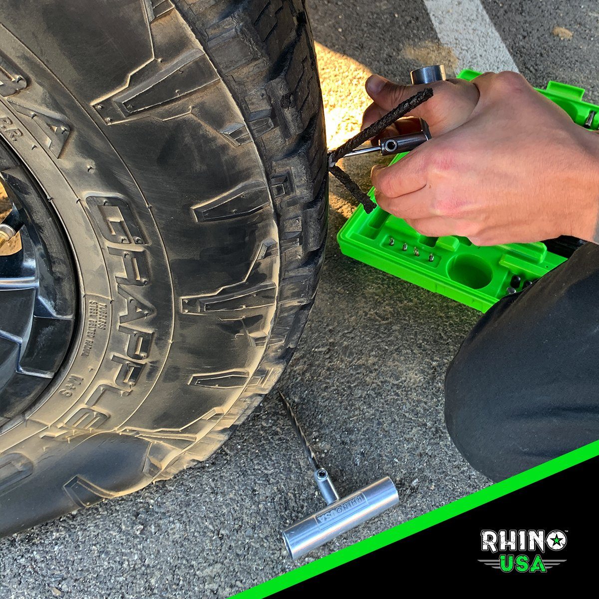 86 Piece Tire Repair Kit Rhino USA, Inc. 